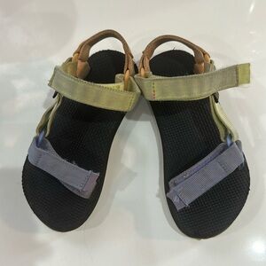 Kids Teva sandals